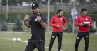 Çaykur Rizespor yeni transferlerle Süper Lig'de mücadeleci olmaya hazırlanıyor