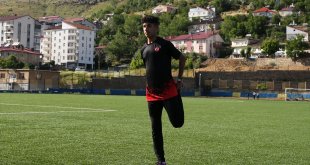 Bitlisli şampiyon atlet, Kudüs'te madalya kazanmak için günde 20 kilometre koşuyor