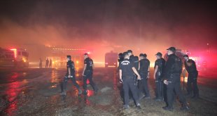 Van'da Samancılar Sitesi'nde çıkan yangın kontrol altına alındı