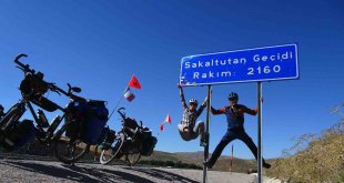 Bisikletle Fransa'dan Erzincan'a yolculuk