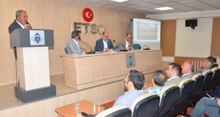 Özakalın; Sorunları ve çözümlerini her yerde anlatıyoruz