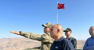 Ağrı Valisi Koç, hudut komutanlıklarında incelemelerde bulundu