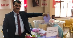 MHP Darende İlçe Başkanı Altun, yeniden seçildi