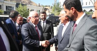Milli Savunma Bakanı Güler, Hakkari'de ziyaretlerde bulundu: