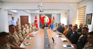 Vali Çelik: "Halkın huzur ve güvenliği önceliğimiz"