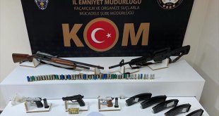 Elazığ'da silah kaçakçılığı operasyonunda 4 zanlı yakalandı