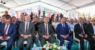 Bakan Özhaseki, Elazığ'da toplu açılış ve temel atma töreninde konuştu: