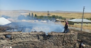 Ağrı'da yüksek gerilim hattında yangın çıktı