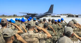 Van'da şehit asker için tören düzenlendi