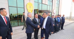 Erzurum'un yeni emniyet müdürü göreve başladı