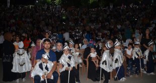 Muş Belediyesi 120 çocuk için sünnet şöleni düzenledi