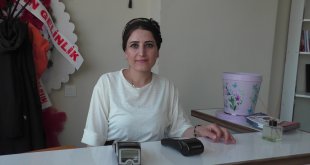 Bitlis'te girişimci kadın çalıştığı iş yerinin sahibi oldu