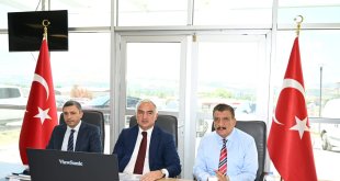 Bakan Ersoy, Malatya'da incelemelerde bulundu