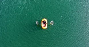 Sıcaktan bunalanlar 2 bin 241 rakımlı Balık Gölü'ne kamp kuruyor