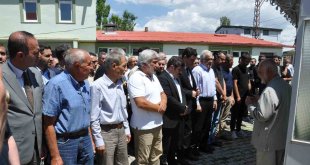 Asker oğlunu gördü, otobüs kazasında hayatını kaybetti