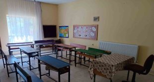 Muradiye'de okullar eğitim öğretime hazır hale getirildi