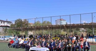 Oltu'da Zafer Bayramı kutlandı