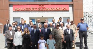 Muş Valisi Çakır, Malazgirt'te incelemelerde bulundu