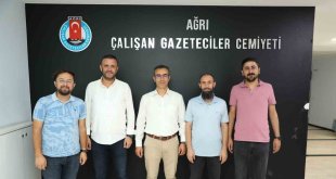 Ağrı Gençlik ve Spor İl Müdürü Din, Çalışan Gazeteciler Cemiyeti'ni ziyaret etti