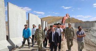 Başkale-İran sınırında güvenlik duvarı inşa çalışmaları sürüyor