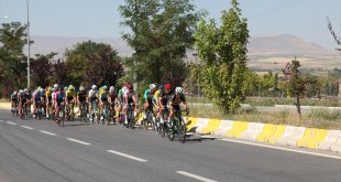 'Tour of Van' uluslararası bisiklet yarışı devam ediyor