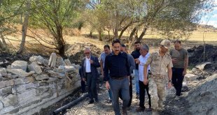 Hamur Kaymakamı Yıldırım, ilçeye bağlı köylerde incelemelerde bulundu