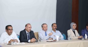 Ağrı'da "Eğitim Öğretim Değerlendirme Toplantısı" düzenlendi