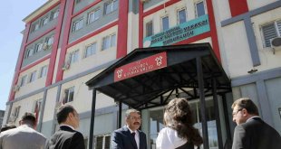 Vali Çelik'ten Çukurca'ya ziyaret