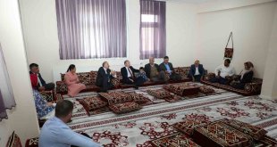 Ağrı'da kız çocuklarının eğitimi için muhtarlarla iş birliği