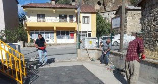 Çukurca Belediyesi çocuk parklarını yeniliyor