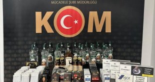 Ardahan'da gümrük kaçağı sigara, içki ve makaron ele geçirildi