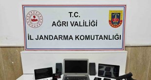 Ağrı'da 9 dolandırıcı tutuklandı