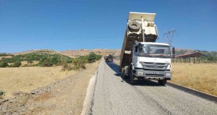 Heyelan nedeniyle kapalı olan yolda çalışma tamamlandı