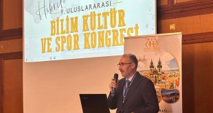 FÜ Rektörü Prof. Dr. Göktaş'a 'Bilime Katkı' ödülü