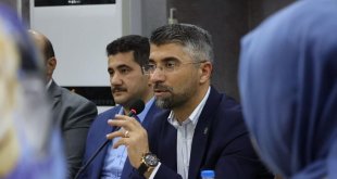 AK Parti yönetimi Aziziye'de toplandı