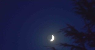 Ahlat'ta 'Yeni Ay' hayran bıraktı