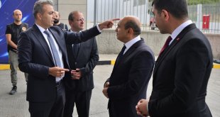 Ardahan Valisi Çiçek, Türkgözü Gümrük Kapısı'nda incelemede bulundu