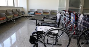 Van'da 7 engelliye tekerlekli sandalye hediye edildi