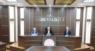 Ağrı Valisi Mustafa Koç, çevre hizmetleri birliği toplantısına katıldı