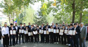 Ağrı'da yeni hafızlara mezuniyet programı