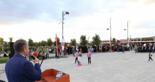 Ağrı'da imam hatiplilerden sema gösterisi