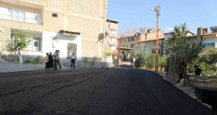 Hakkari'de eskiciler semti asfalta kavuştu