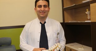 Bel fıtığından "5 milimetrelik kesiyle" 1 saatte kurtuluyorlar