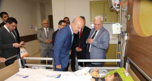 YÖK Başkanı Özvar'dan İnönü Üniversitesi Karaciğer Nakli Enstitüsüne övgü