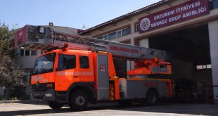 Acil olaylara canla başla müdahale eden kahramanlar: İtfaiyeciler