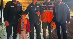 Kars'ta kaybolan 6 yaşındaki çocuk jandarma ekiplerince bulundu