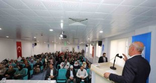 Tuşba Belediyesi'nden kadınlara özel mevlid programı