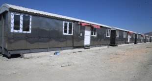 Eski vagonlar depremzede akademisyenlere ev oldu