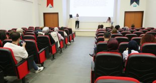 Kars'taki '15. Ulusal Fen Bilimleri ve Matematik Eğitim Kongresi' devam ediyor