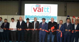 'Van Doğu Anadolu Uluslararası Turizm ve Seyahat Fuarı' kapılarını ziyaretçilere açtı